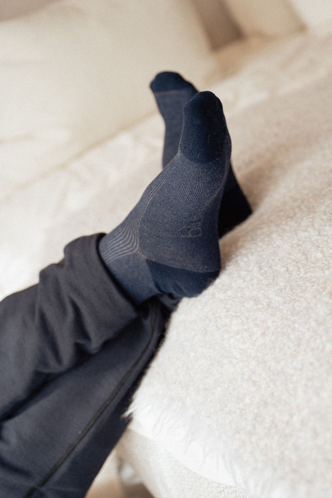 Blusss_Seamless soft bamboo SENS socks_Blue