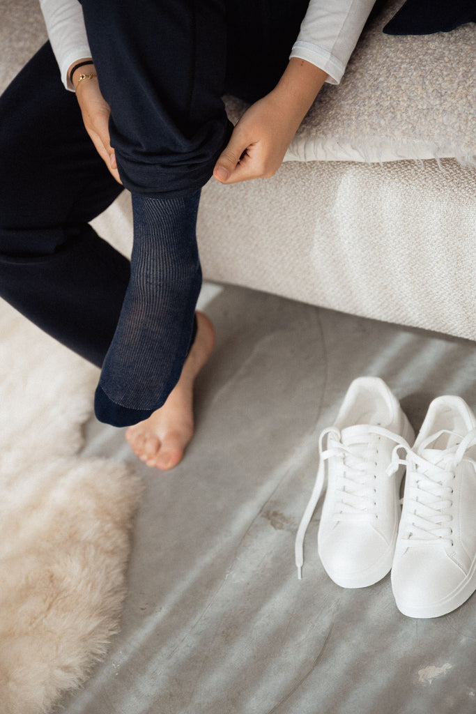 Blusss_Seamless soft bamboo SENS socks_Blue