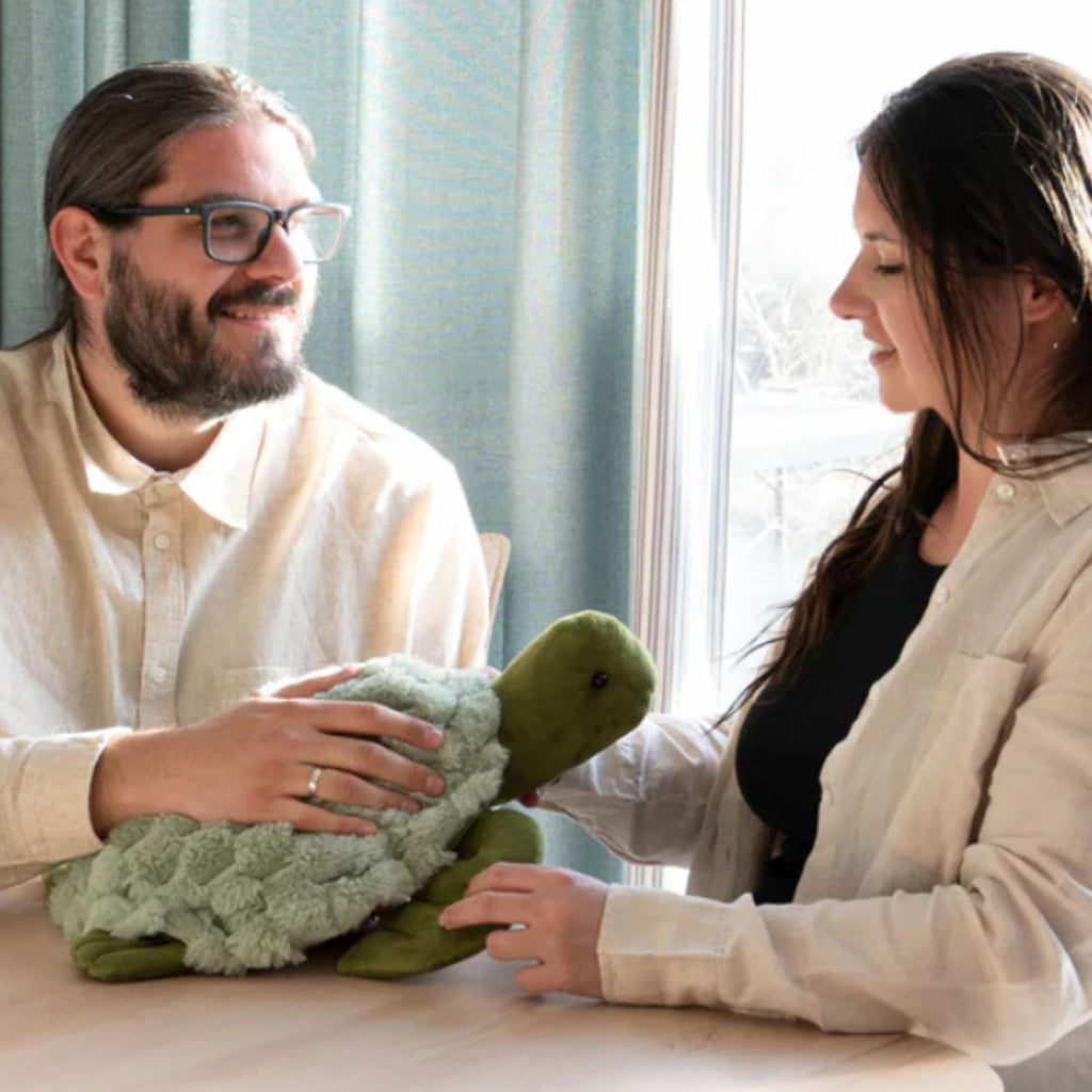 When Every Piece of Clothing Feels “Too Much” – What Truly Helps?