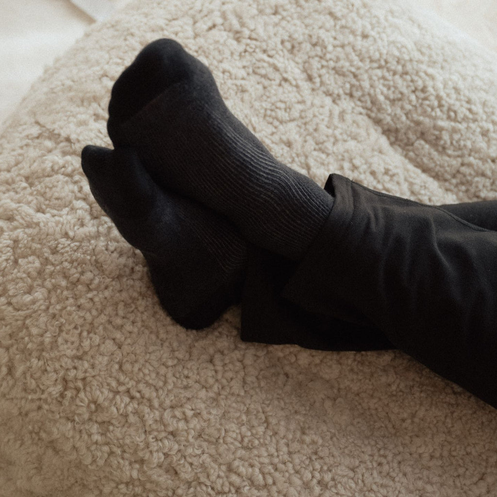 Bambus- vs. Baumwollsocken: Welche sind besser für empfindliche Haut?