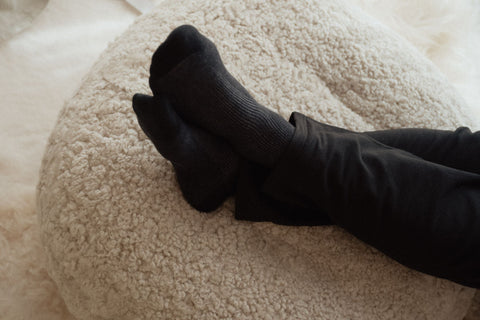 Bambus- vs. Baumwollsocken: Welche sind besser für empfindliche Haut?
