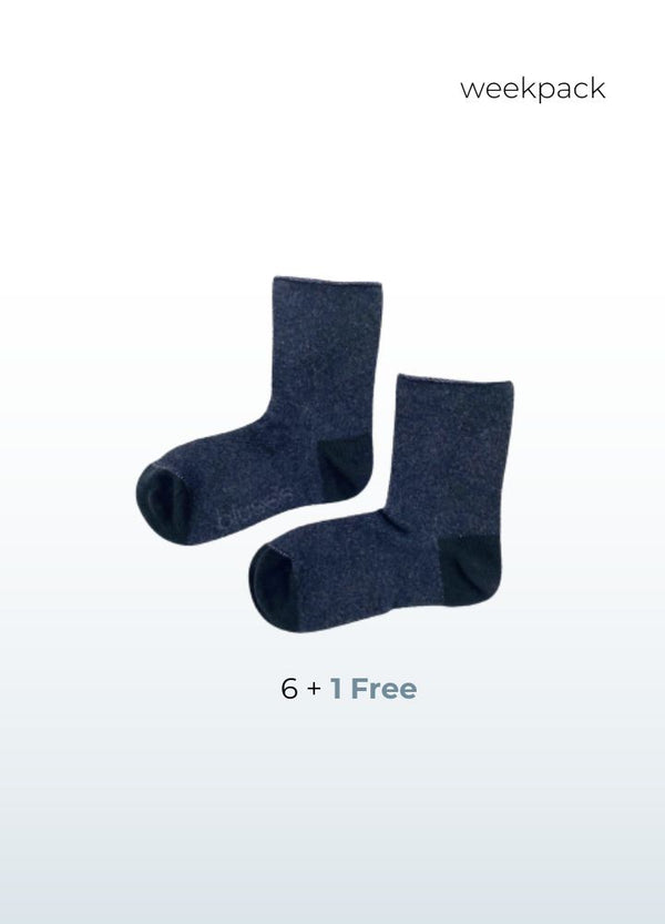 soft seamless bamboo socks  blue sensory friendly-weekpack