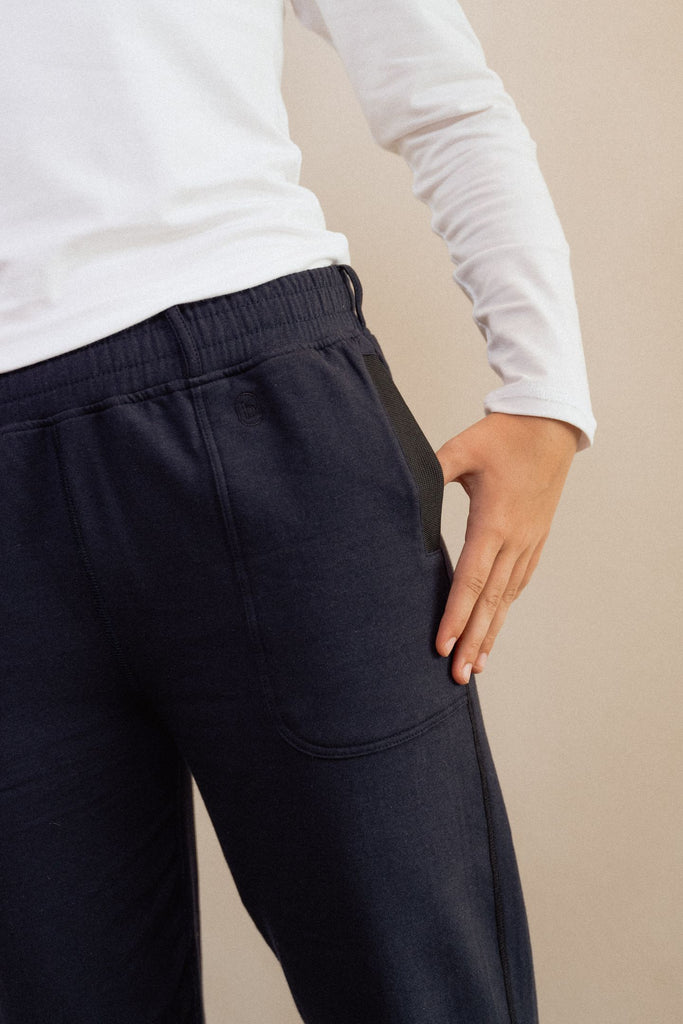 MSCH Copenhagen High waist stoffen broek met steekzakken, model 'Nischelle' in zwart online MSCH Copenhagen High waist stoffen broek met steekzakken, model 'Nischelle' in zwart online