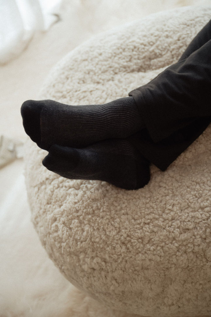 Sensory friendly soft seamless bamboo socks for sensitive children