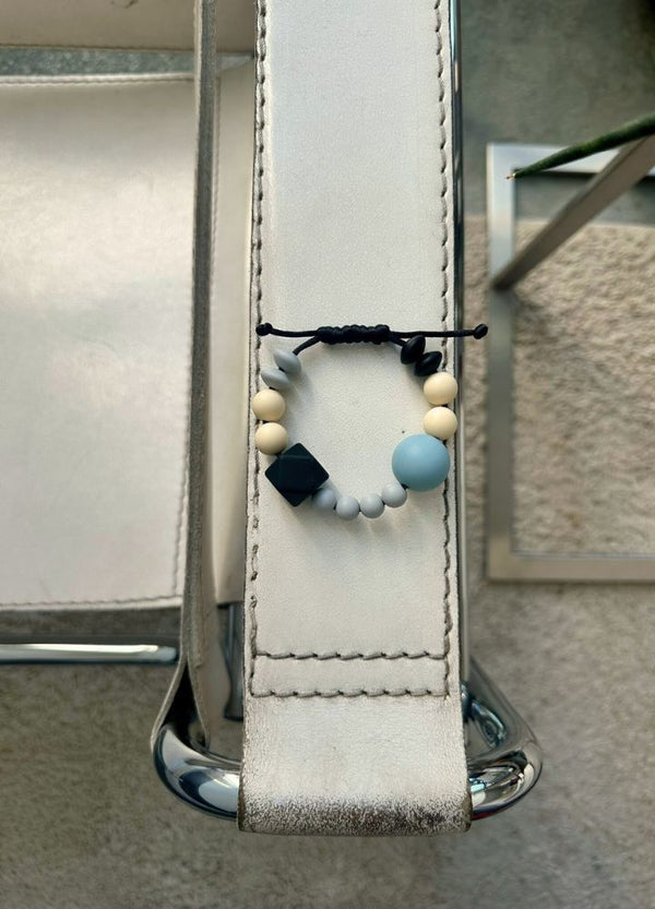 Calmbeads bracelet_chewy fidget_Blusss-subtle figet - sutle chewy