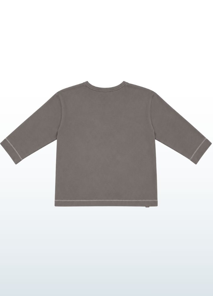 Kids sensory longsleeve in stone grey with a roomy fit for children who dislike tight clothing